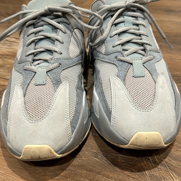 YEEZY Boost 700 Inertia Size 12 - Picture 9 of 11